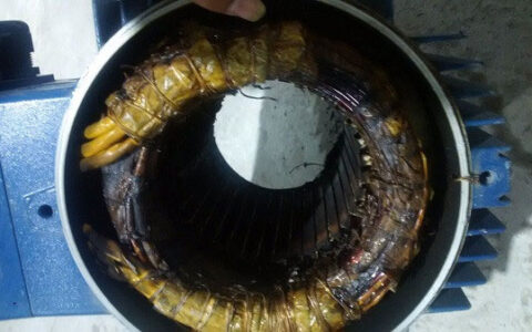 Máy bơm nước bị cháy