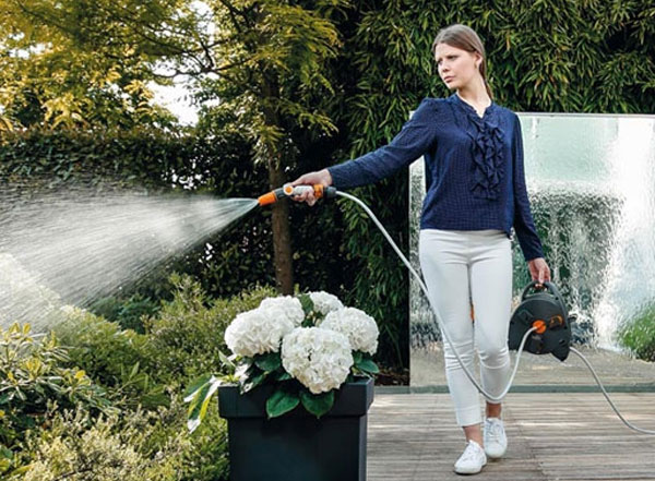 Cách chọn máy bơm tưới cây