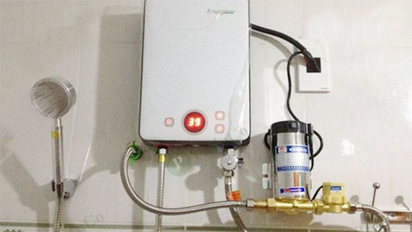 Lắp bơm tăng áp cho bình nóng lạnh